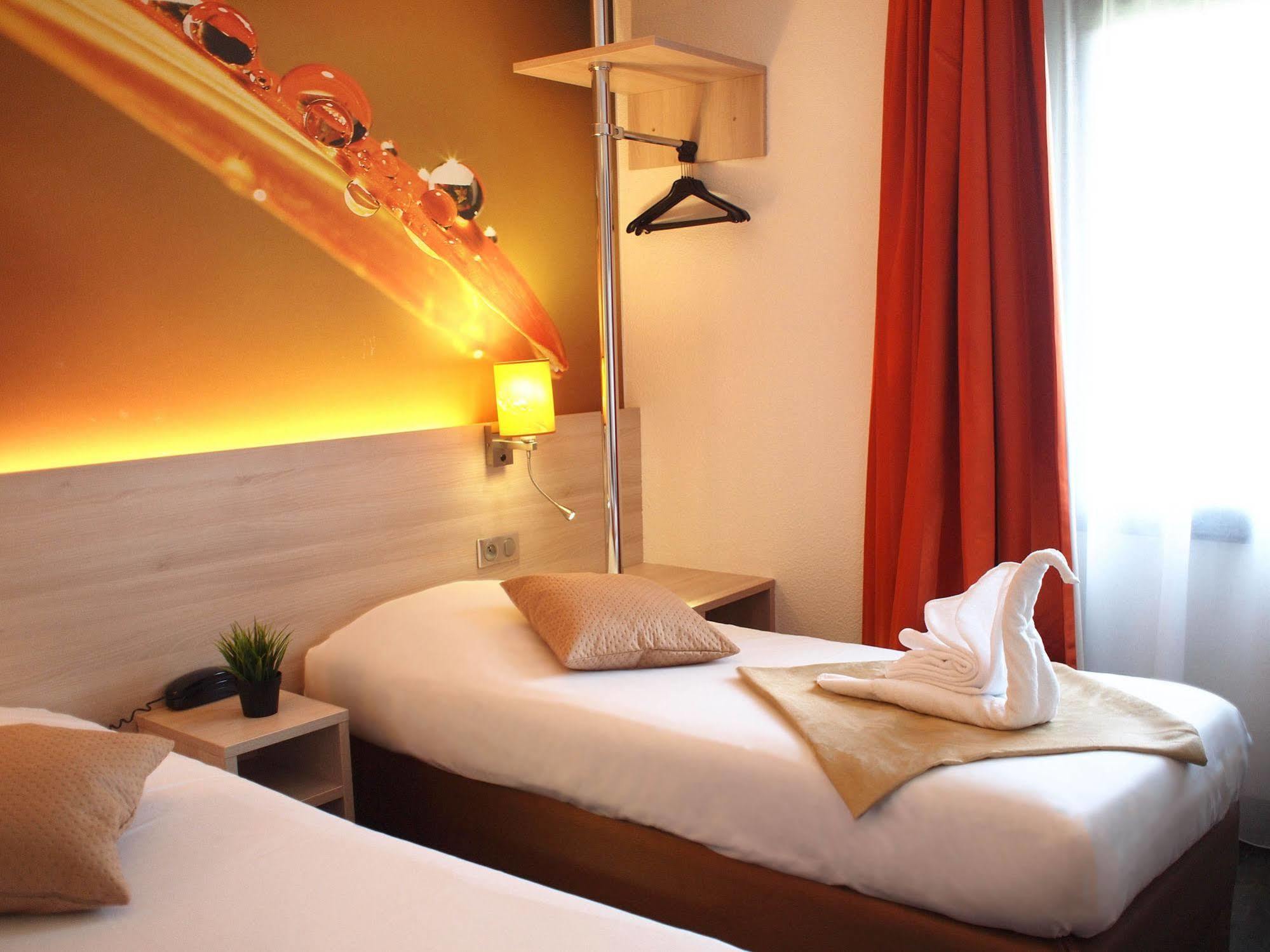 Hotel Inn Design Resto Novo Challans Buitenkant foto